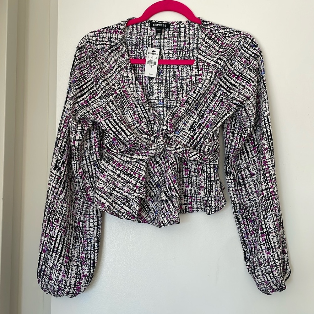 NWT Express V Neck Twist Front Top